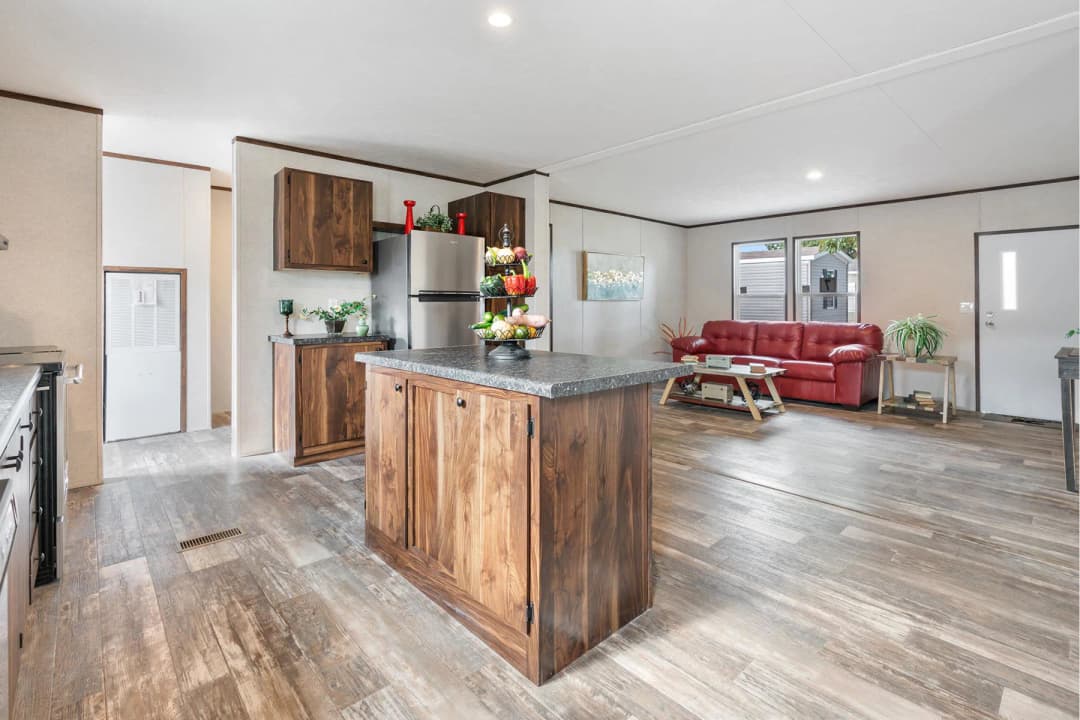 Crown kitchen home features