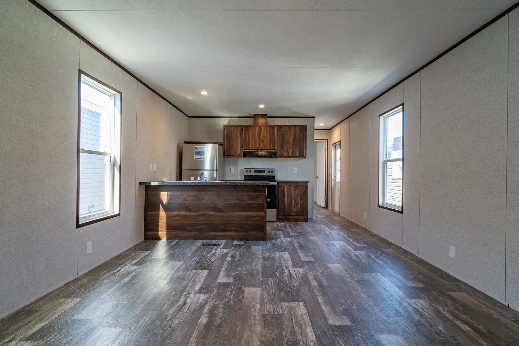 Crest interior home features