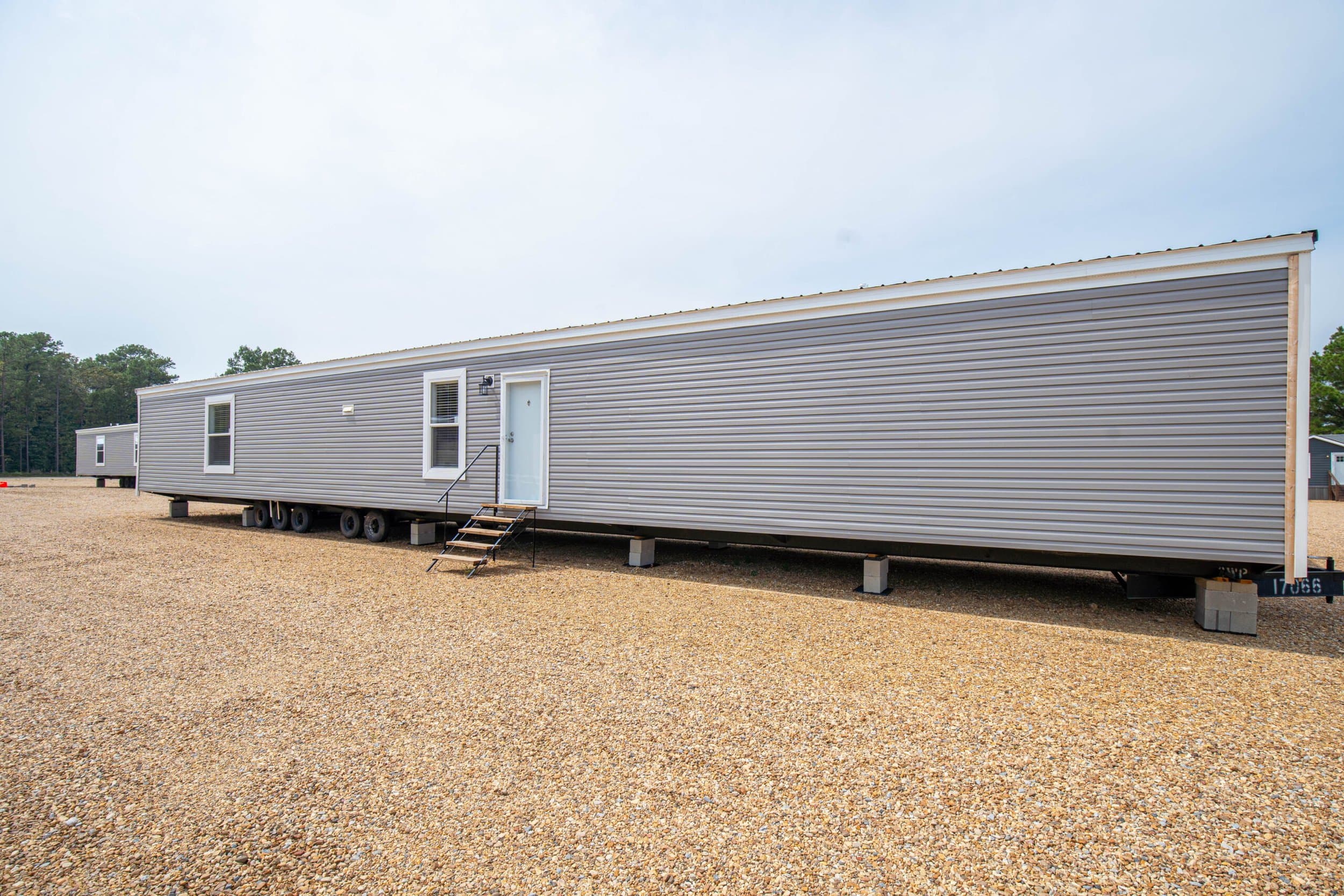 Henson exterior home features