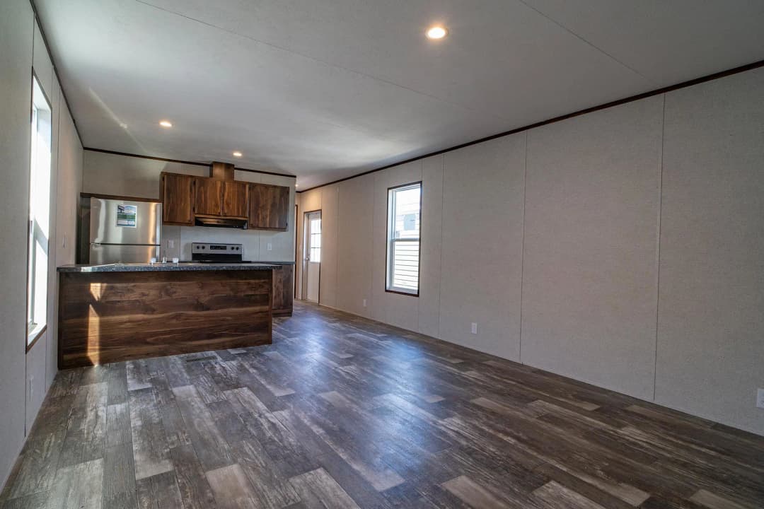 Crest interior home features