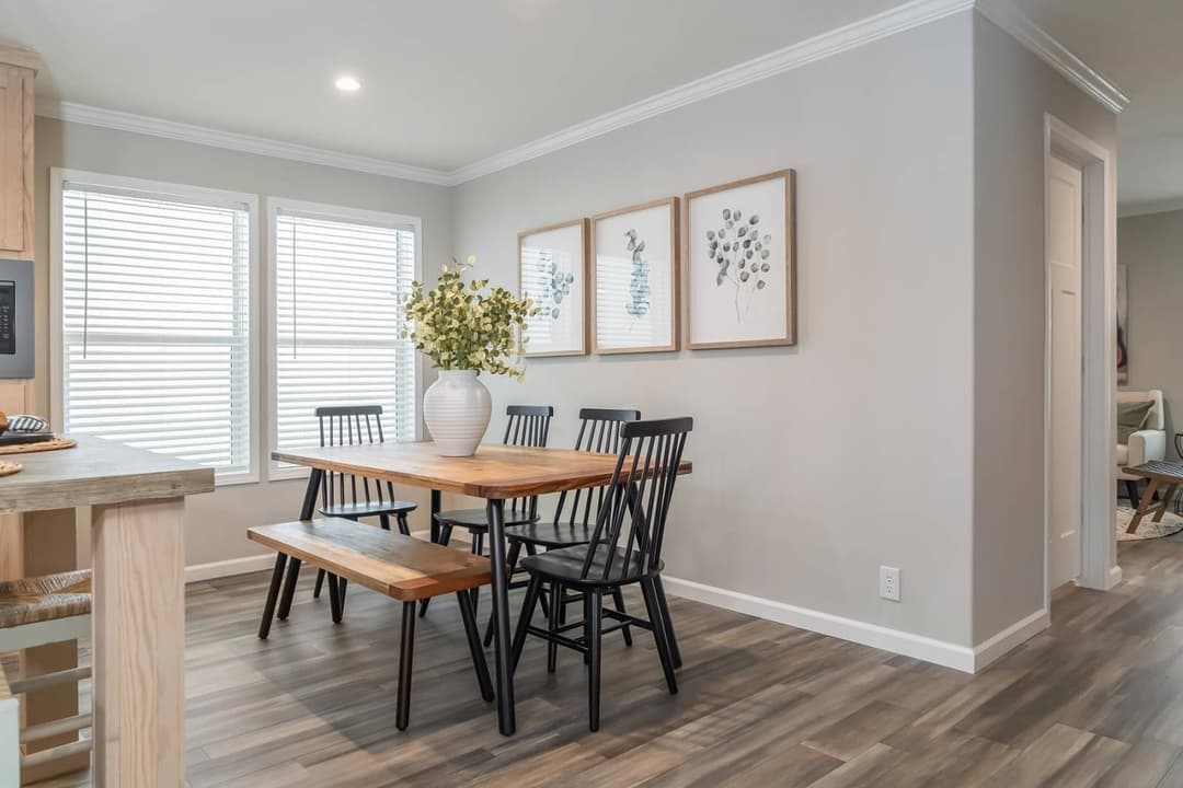 Champion ascend series interior home features