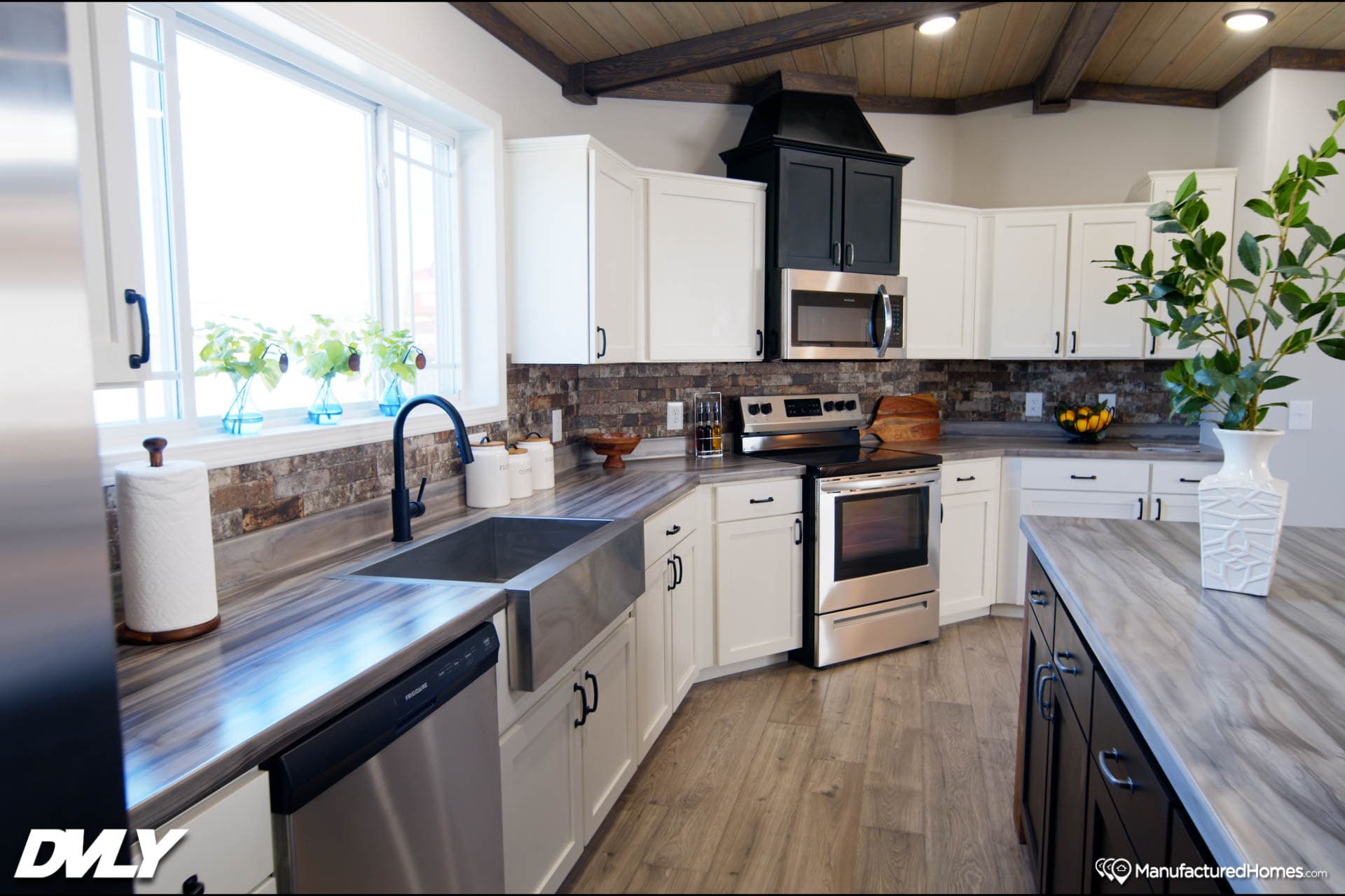 The oasis kitchen home features