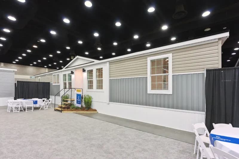 Casa grande elevation and exterior home features