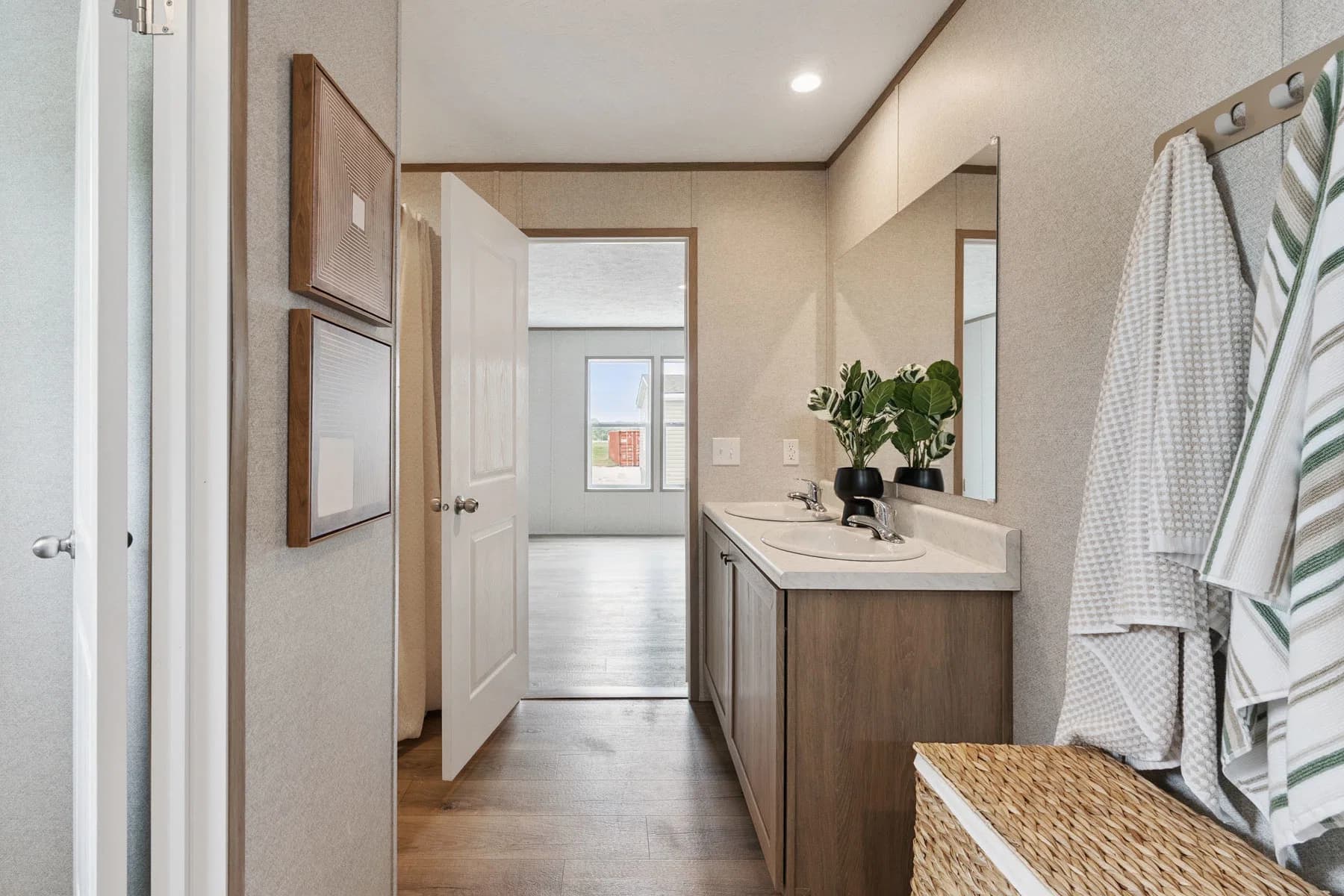 Carlisle bathroom home features