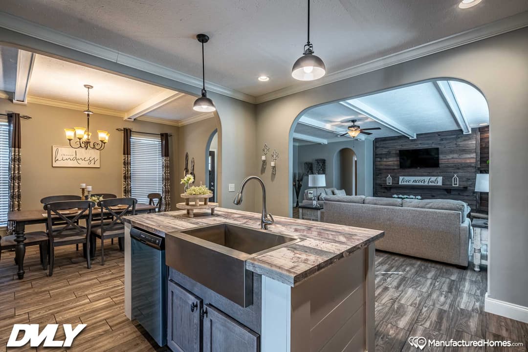 Briarritz kitchen home features