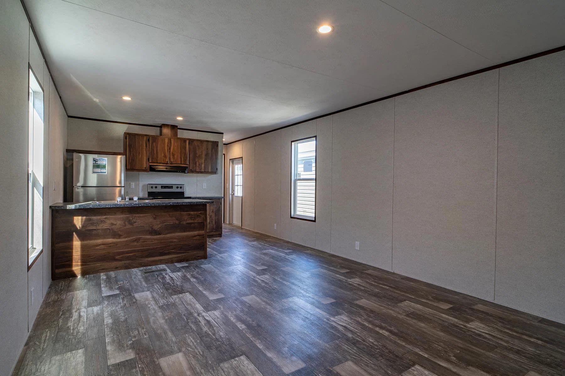 Crest interior home features