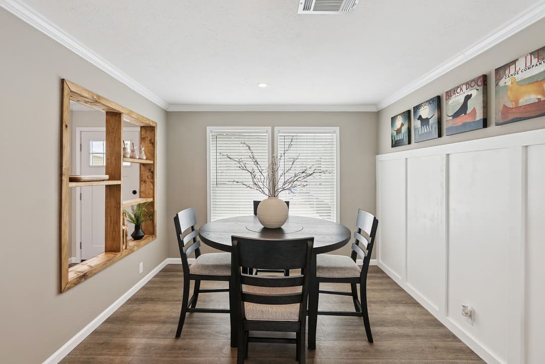 Blue sky interior home features