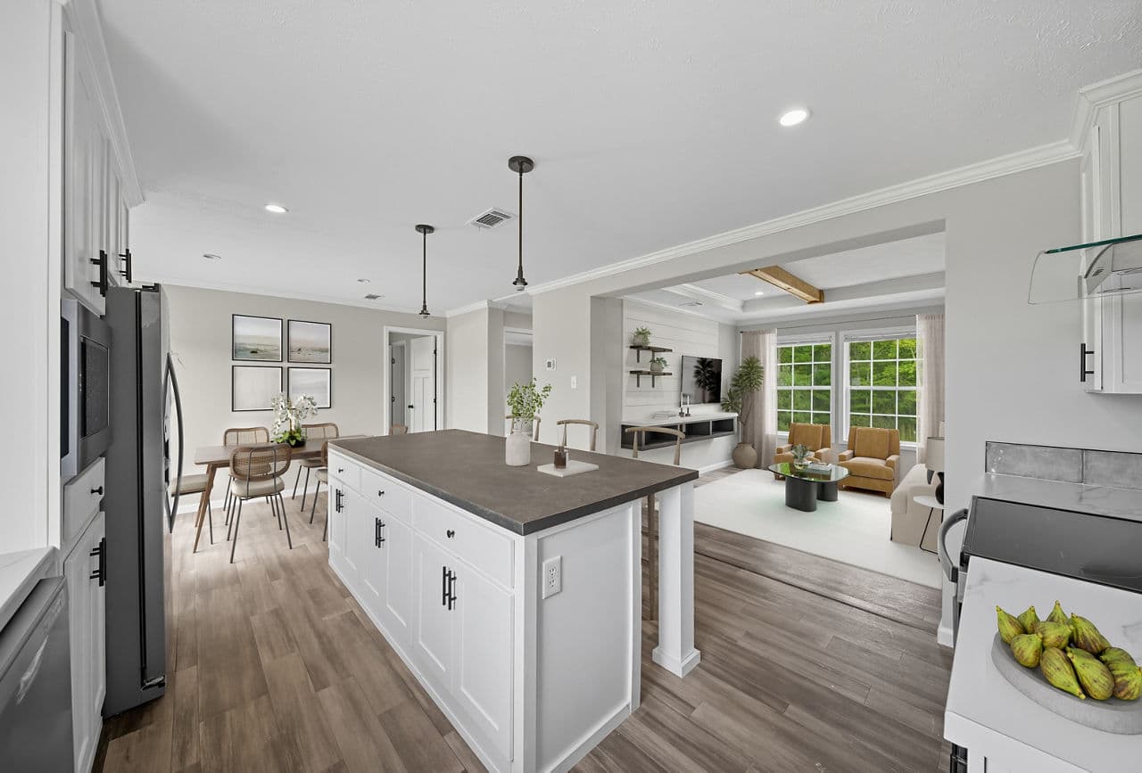 Valencia kitchen home features