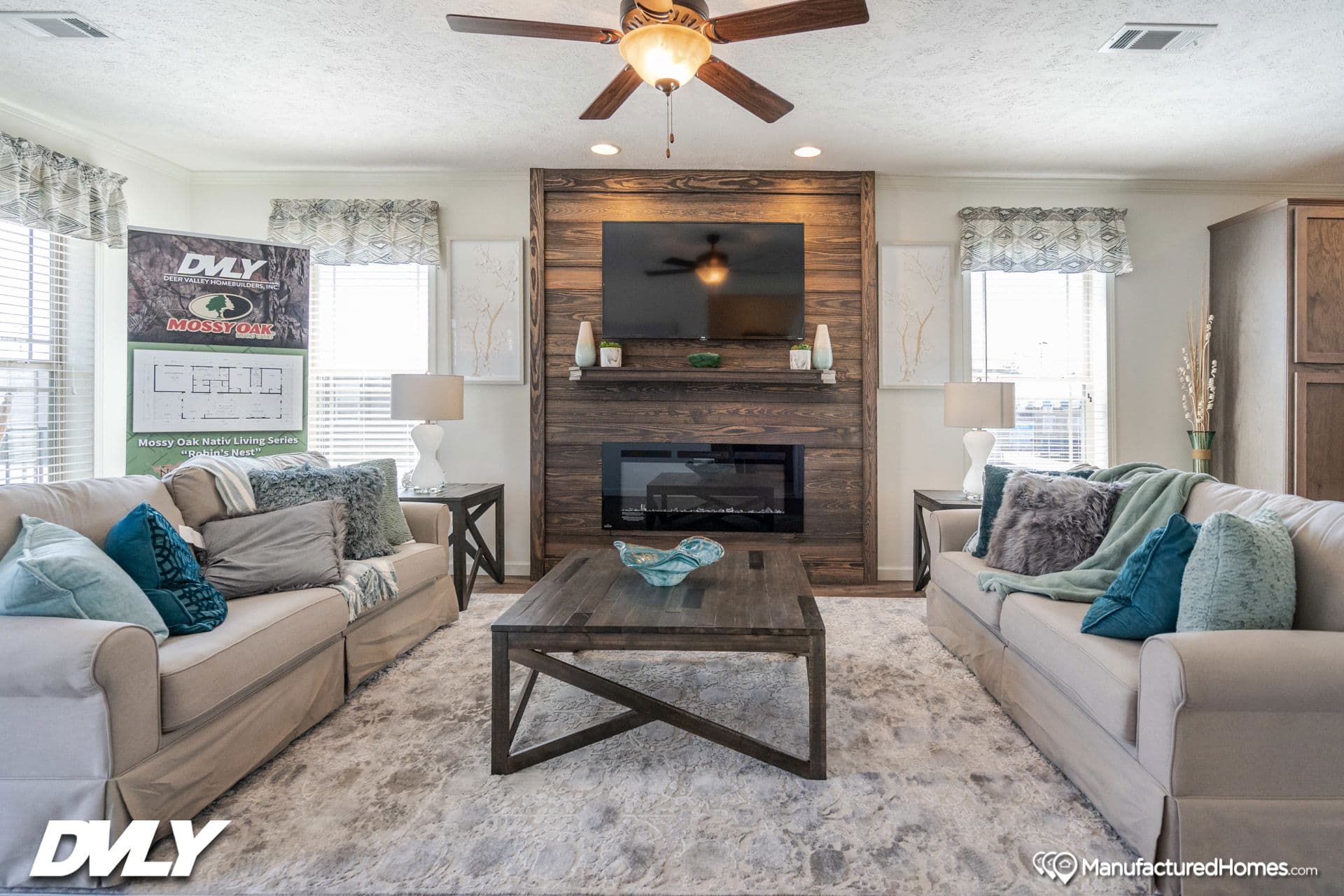 Robin's nest interior home features