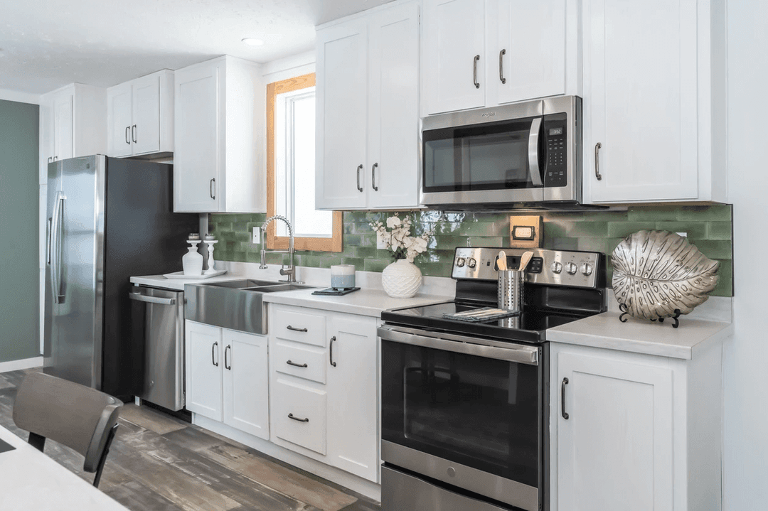The coldwater kitchen home features