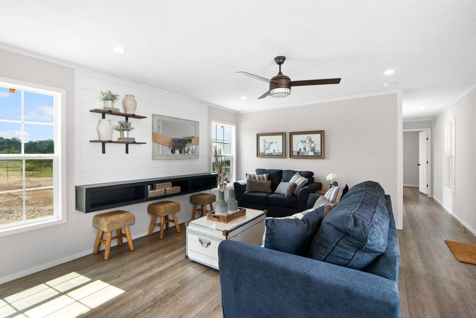 Sierra interior home features