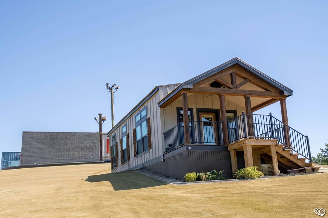 Cozy cabin 2 elevation and exterior home features