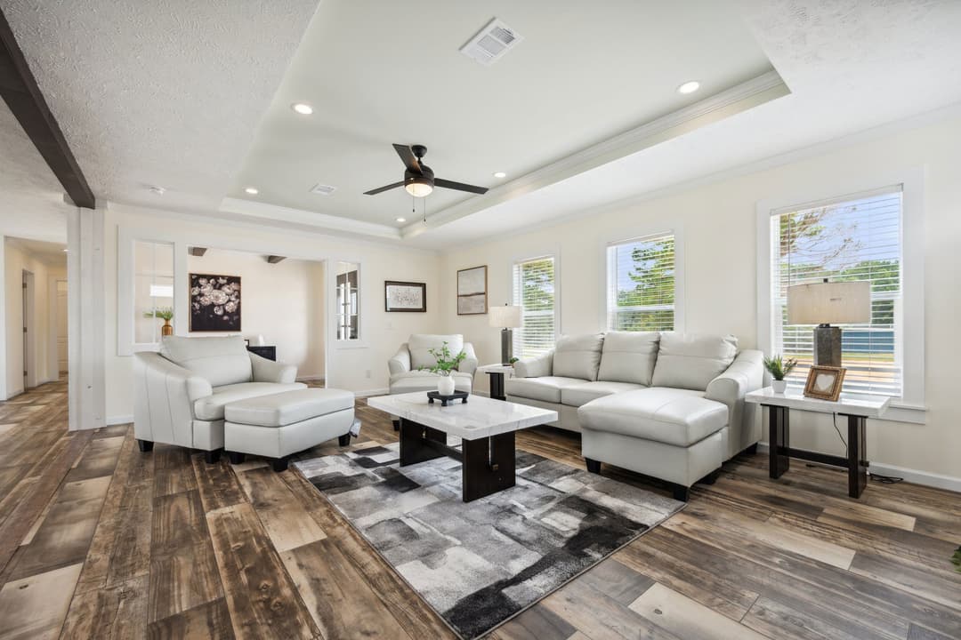 Nexus interior home features