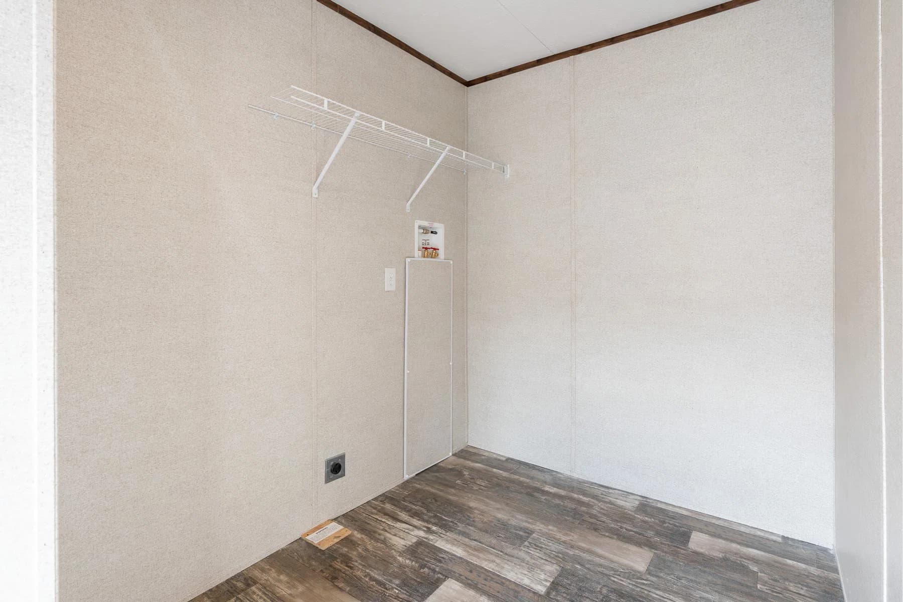 Crown interior home features