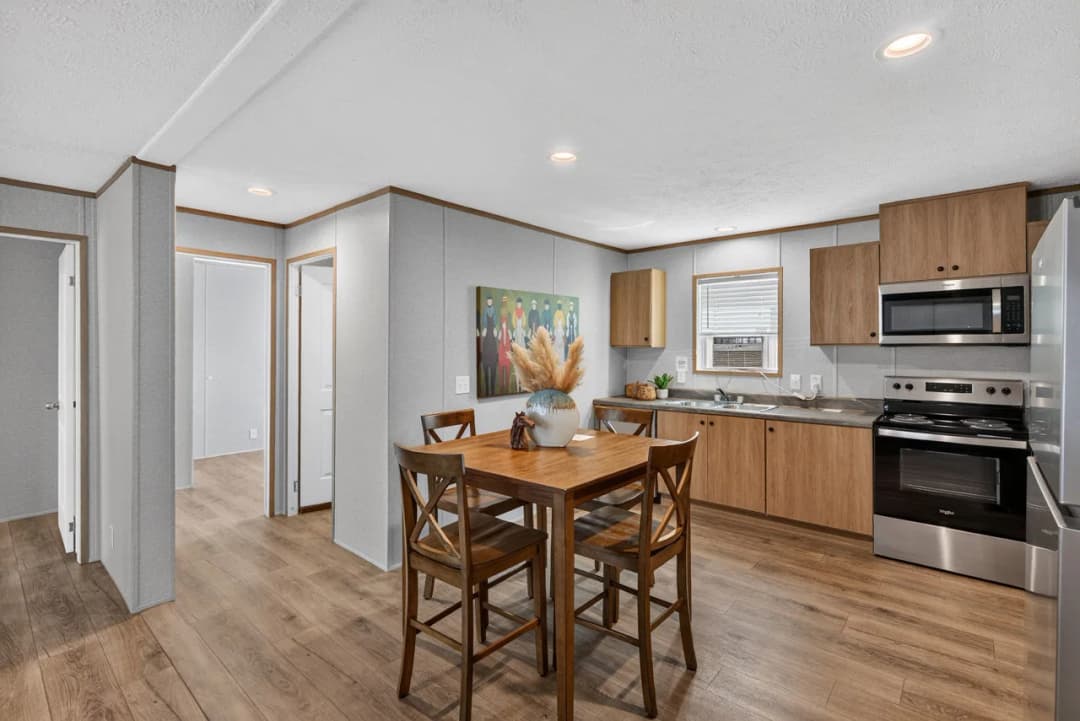 Grove kitchen home features