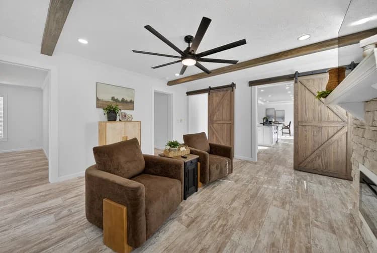 Rory interior home features