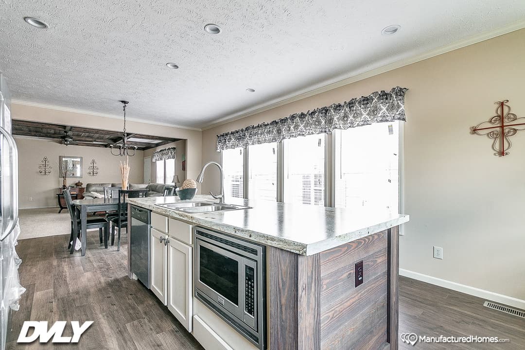 Ahaveh kitchen home features