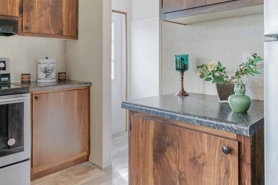 Crown kitchen home features