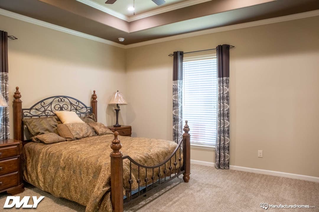 Briarritz bedroom home features
