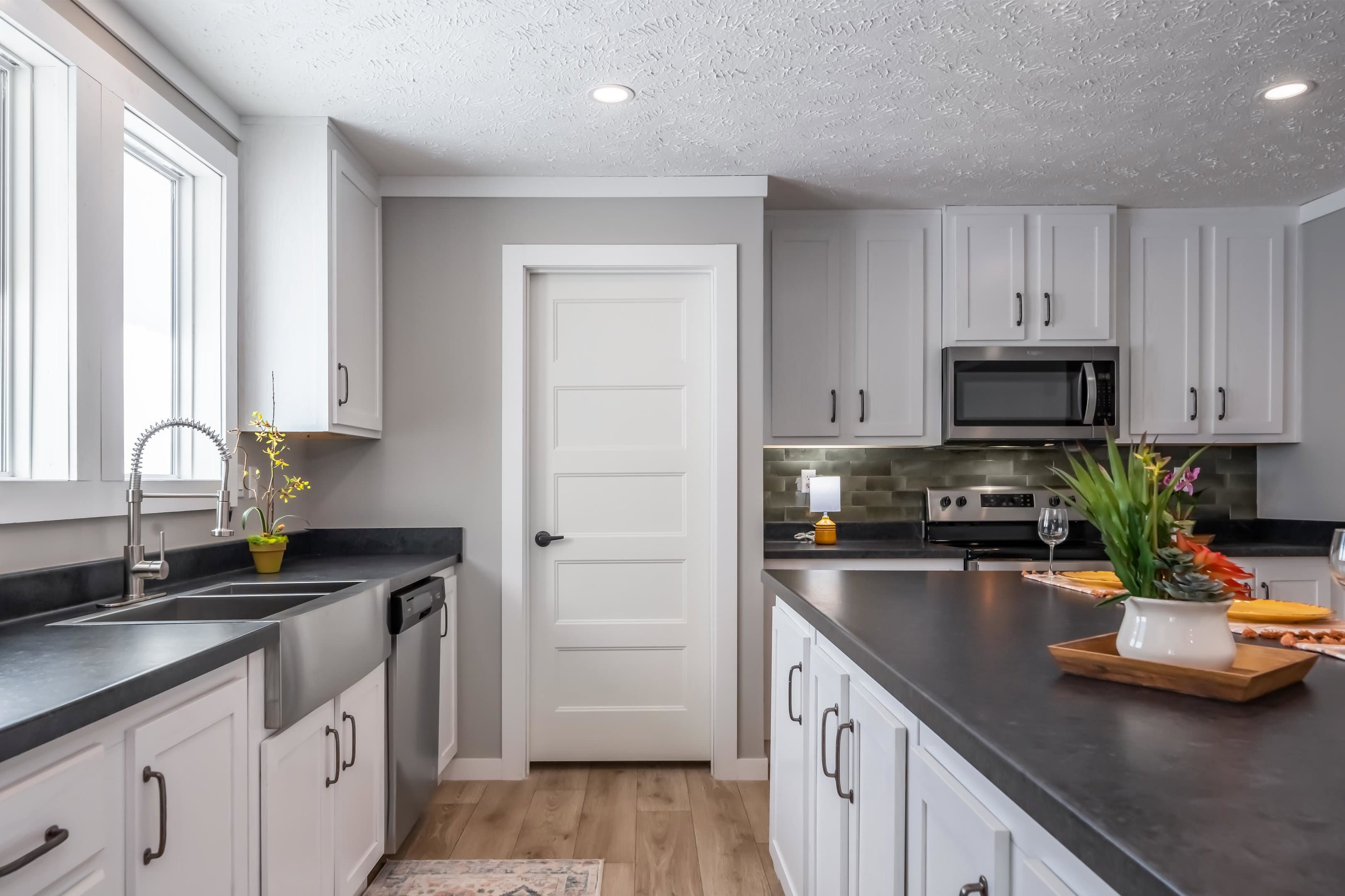 The blackwater kitchen home features