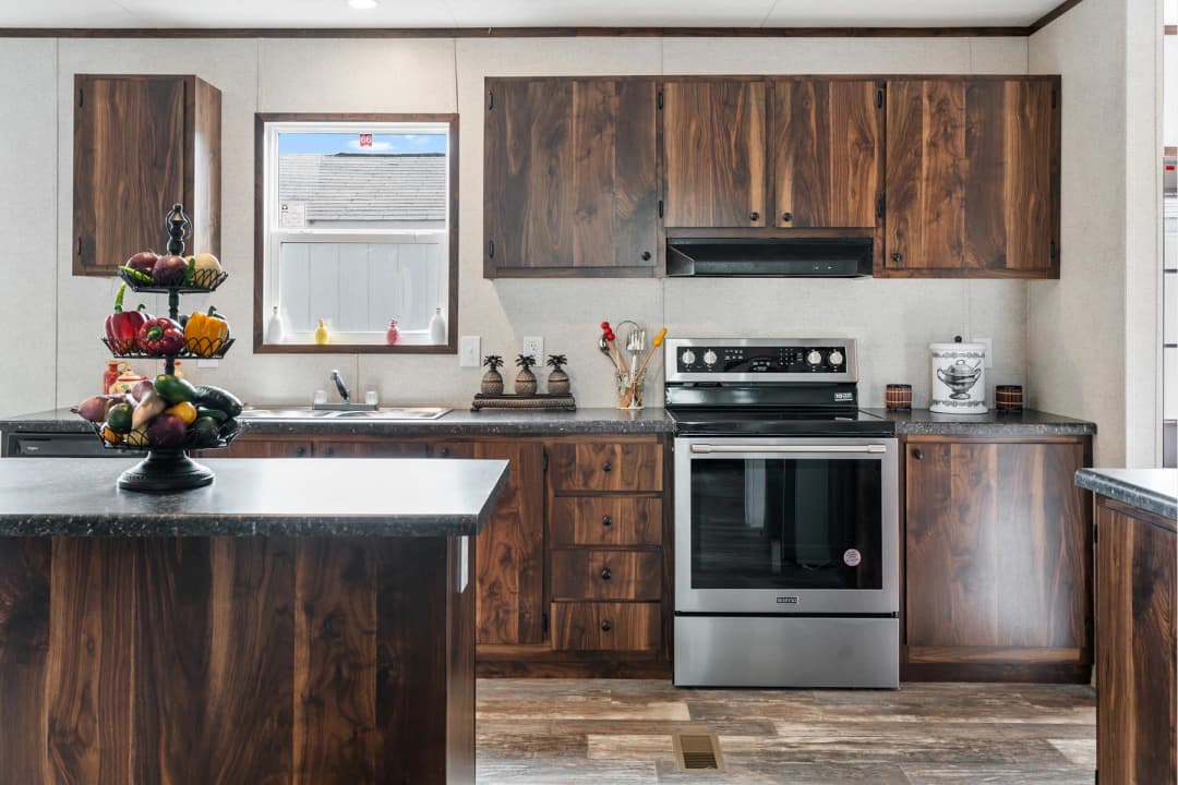 Crown kitchen home features