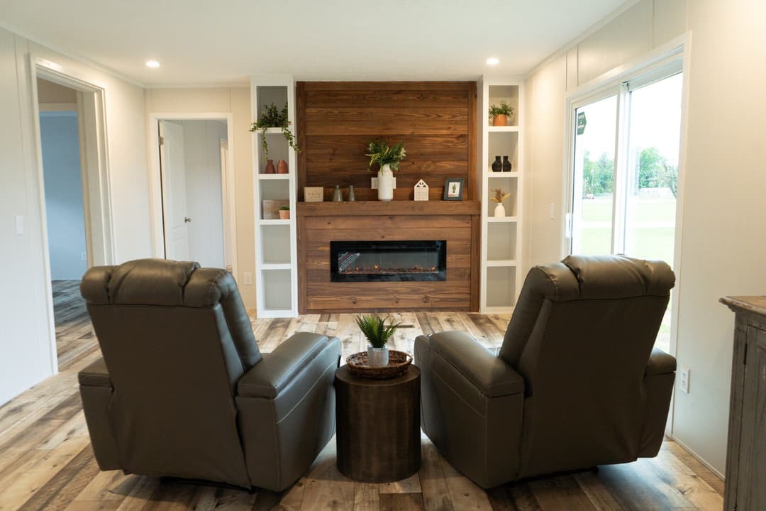 Big sky interior home features