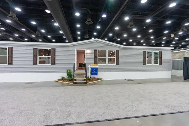 Williamsburg elevation and exterior home features