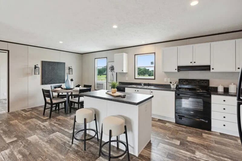 Calloway kitchen home features