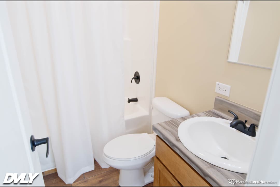 The lodge 2 bathroom home features