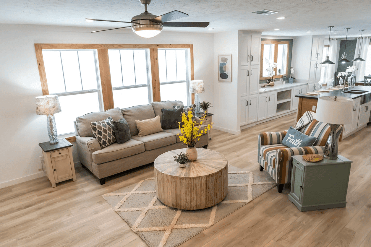 The chickasaw interior and hero home features