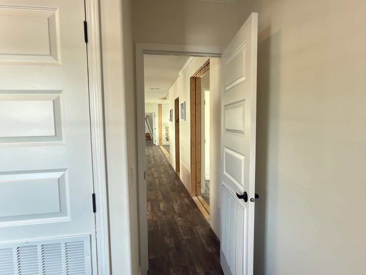 Aimon c interior home features