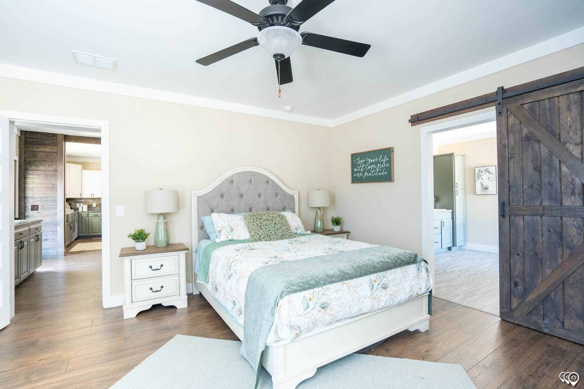 Barndominium bedroom home features