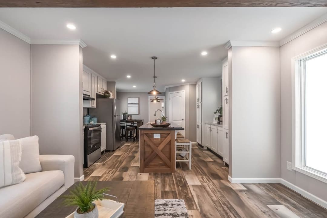 Pip interior home features