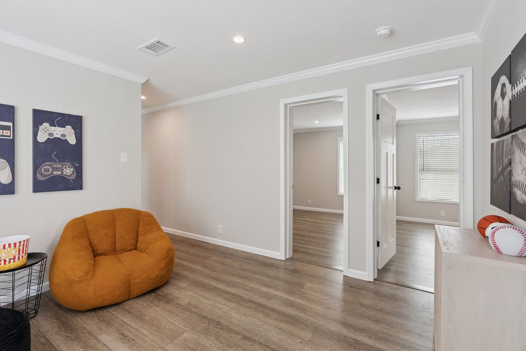 Blue sky interior home features