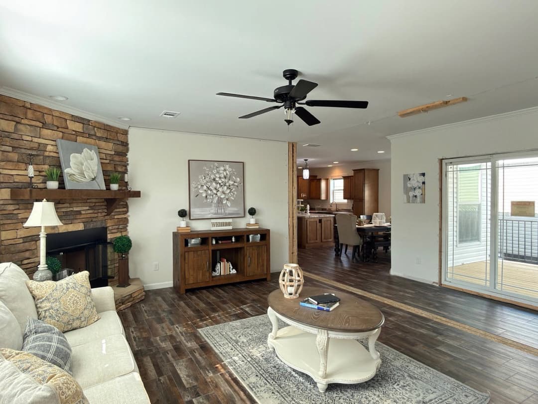 Aimon 4br interior home features