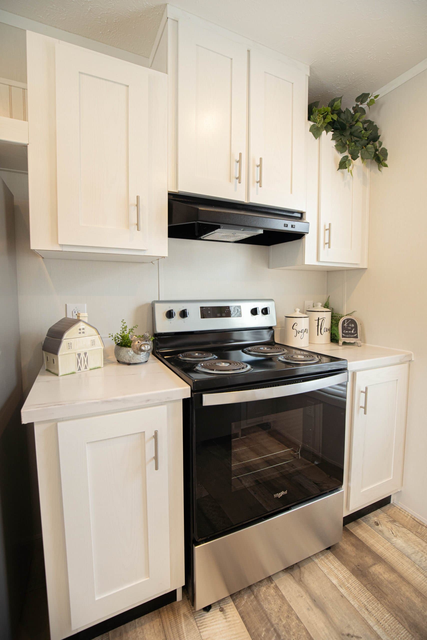 Hudson kitchen home features