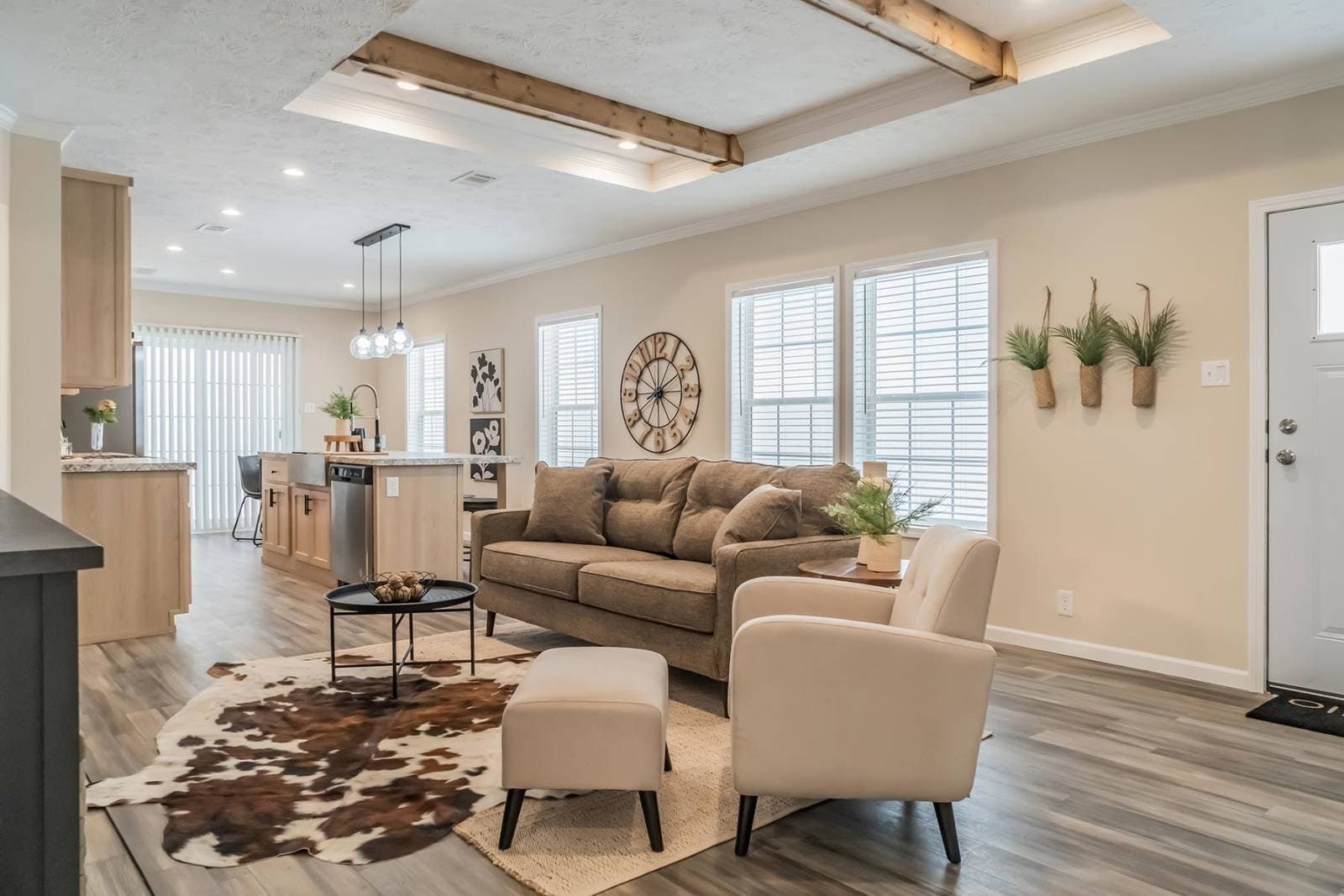 Naples interior home features