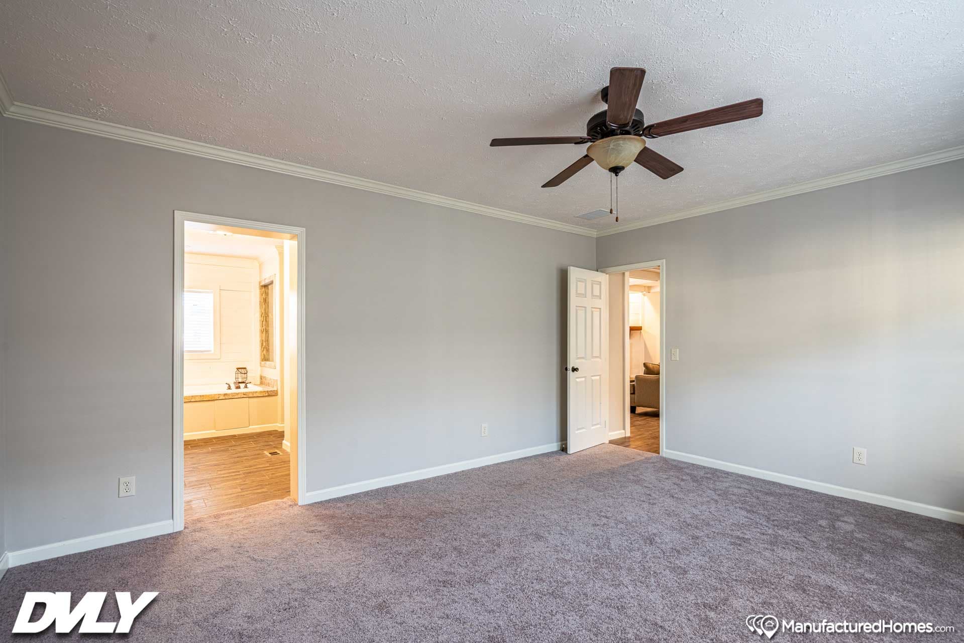 Orchard house bedroom home features