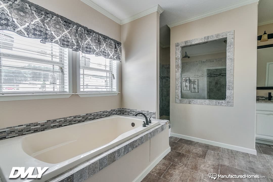 Charis house bathroom home features