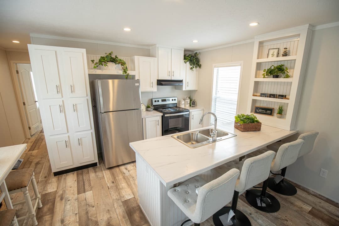 Hudson kitchen home features