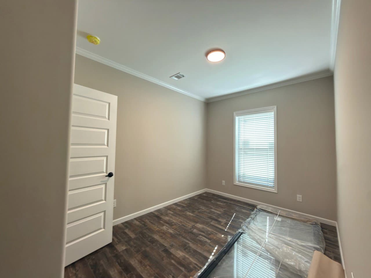 Robin's nest bedroom home features