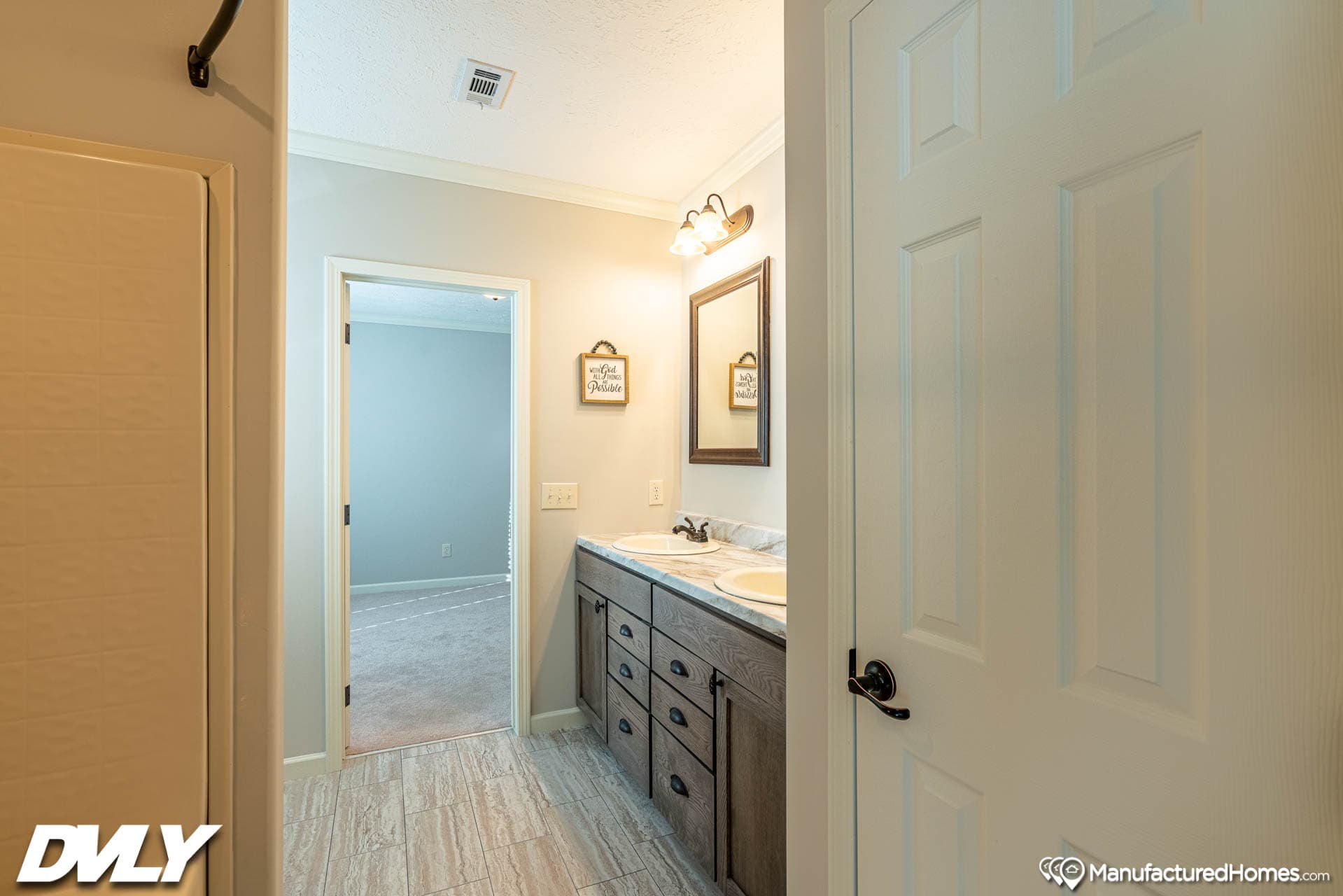 The anais bathroom home features