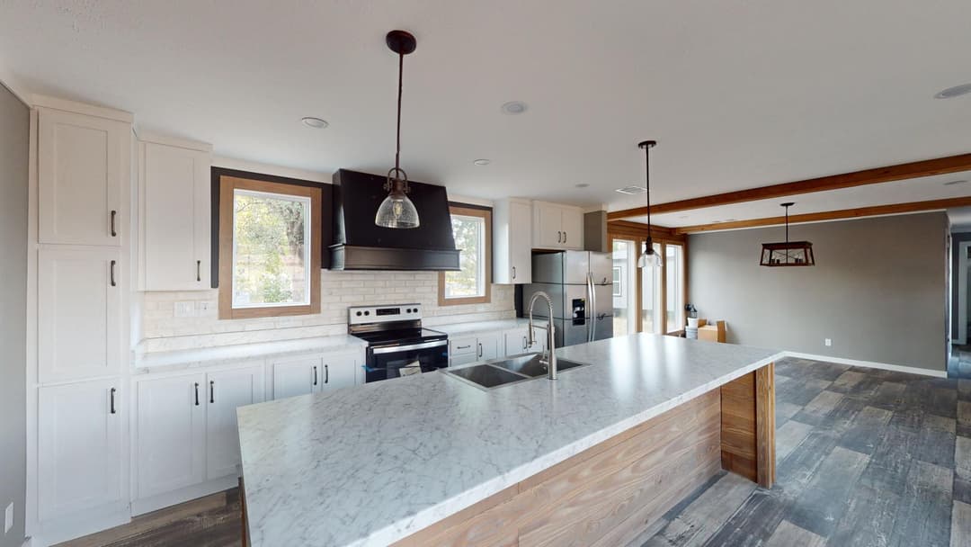 The cheaha kitchen home features