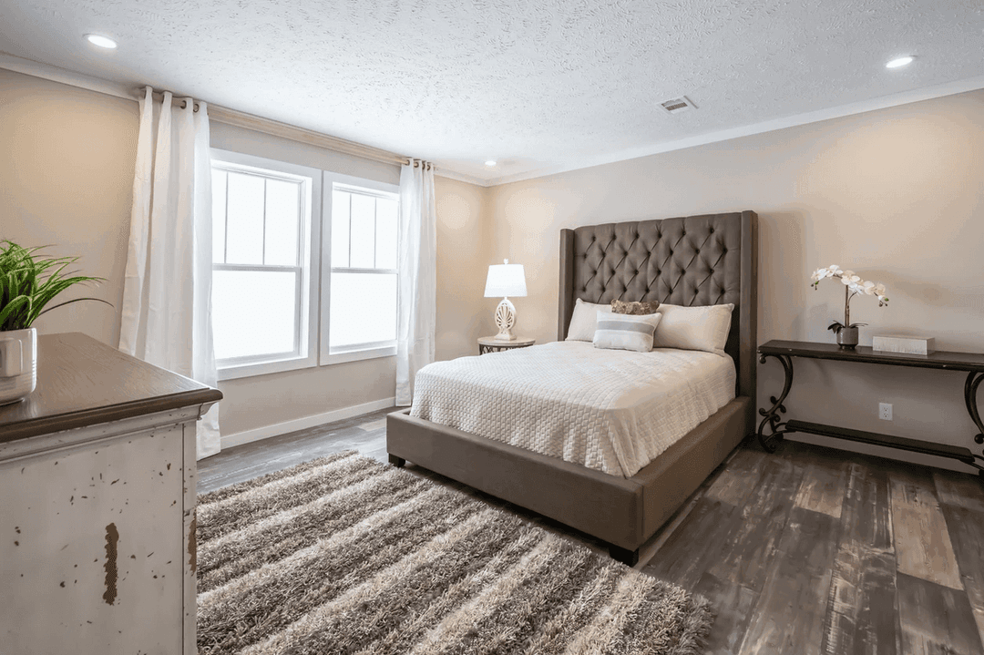 The sweetwater bedroom home features