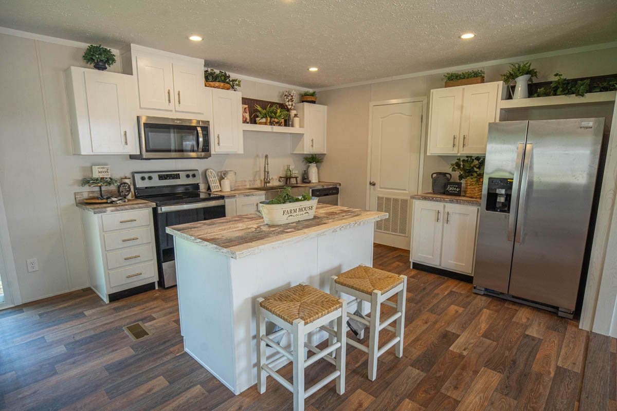 Ascent kitchen home features