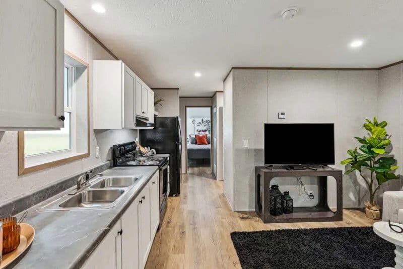 Pike kitchen home features