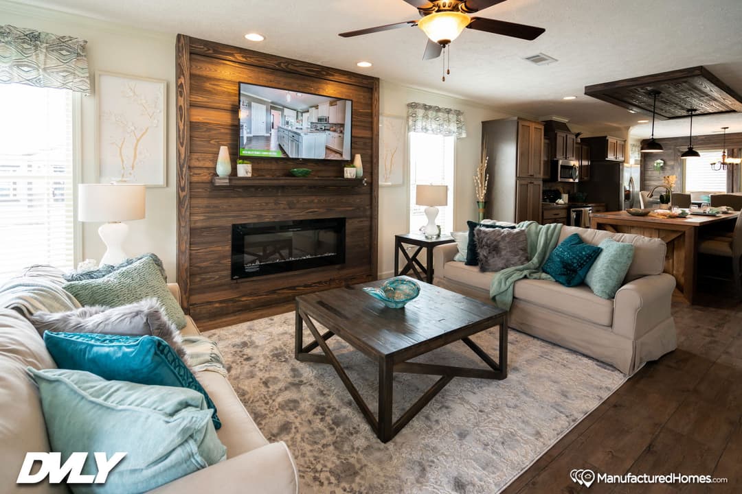 Robin's nest interior home features