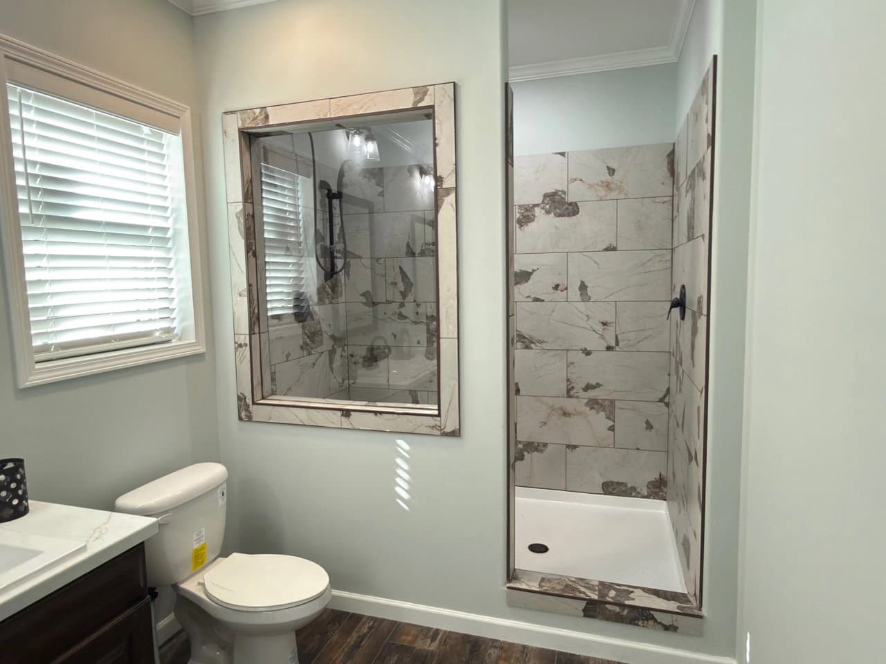Robin's nest bathroom home features