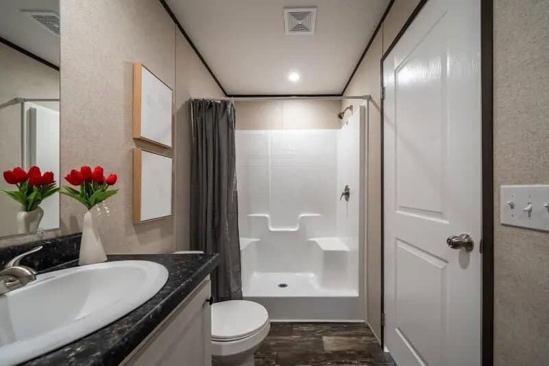 Ridge bathroom home features