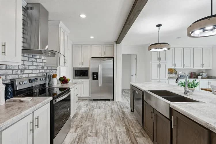 Levi kitchen home features